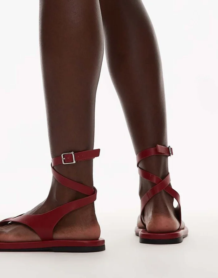 Topshop Jeremiah toe thong sandals in red - Image 4
