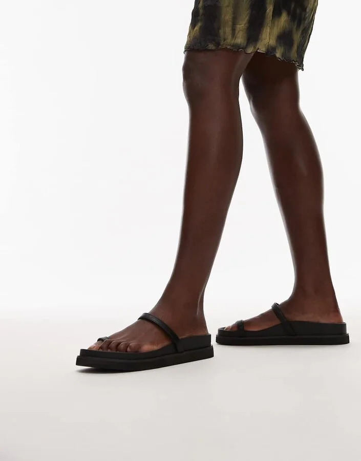 Topshop Josh minimal flat sandal in black - Image 2