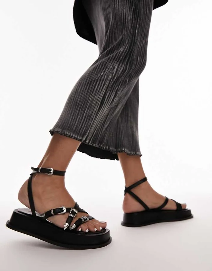 Topshop Kayla leather strappy sandals with buckle detail in black - Image 3