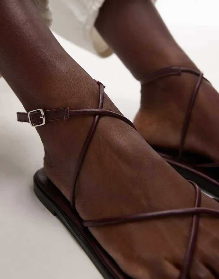 Topshop Kim real leather strappy flat sandals in burgundy - Image 4