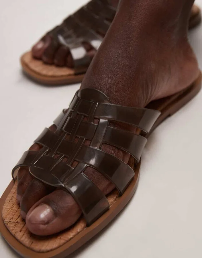 Topshop Kris jelly flat sandals in smoke gray - Image 4