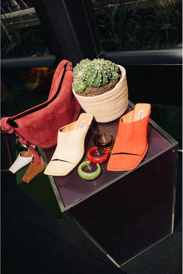 Topshop Premium Ilya suede open square toe mules in off white - Image 2