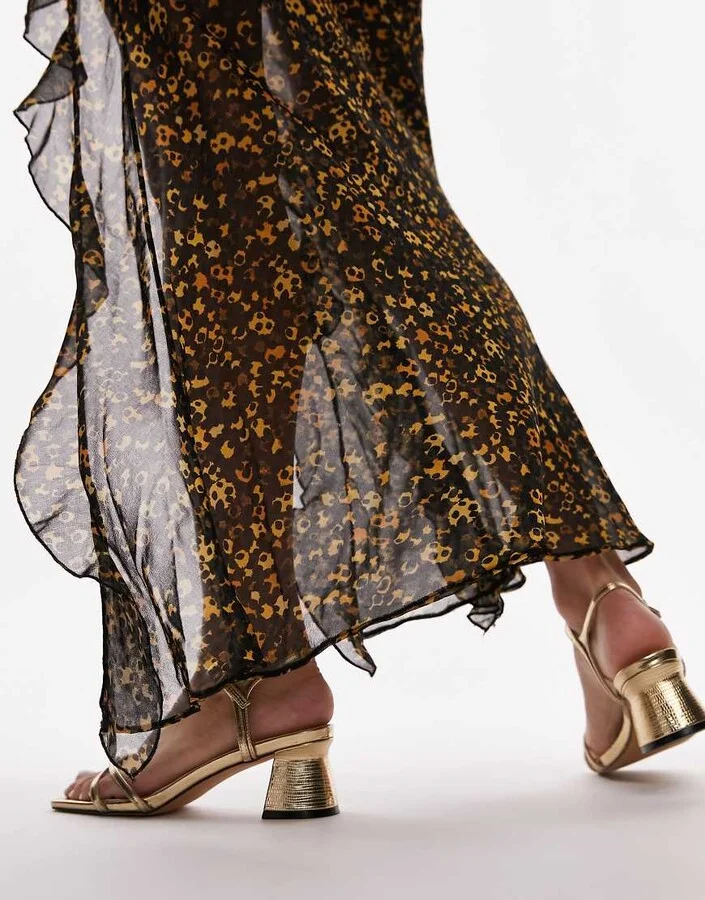 Topshop Wide Fit Iona strappy block heeled sandal in gold lizard - Image 4