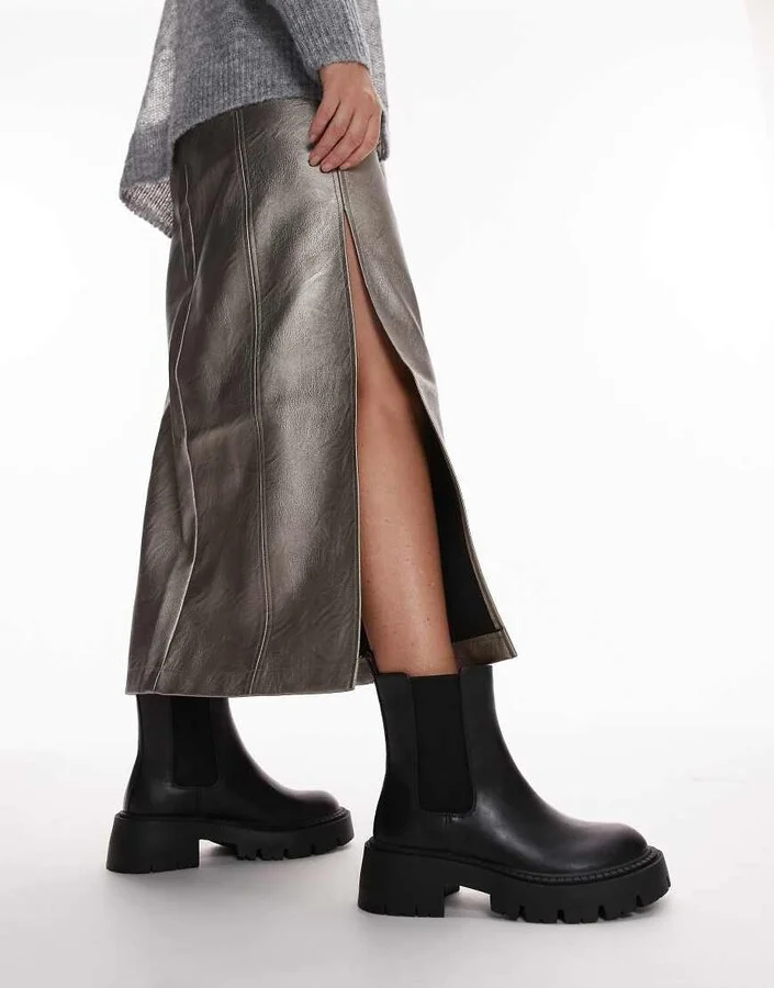 Topshop Wide Fit Lucas chunky chelsea boots in black - Image 3