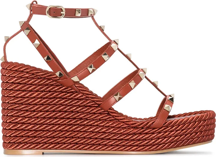 Torchon Rockstud 90mm wedge sandals
