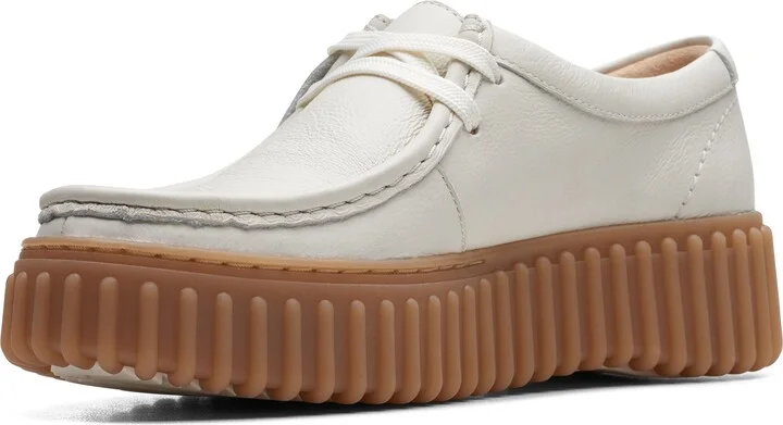 Torhill Bee Chukka Sneaker - Image 7