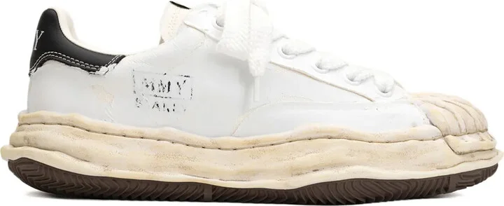 Torn-Film Attached Canvas Sneakers