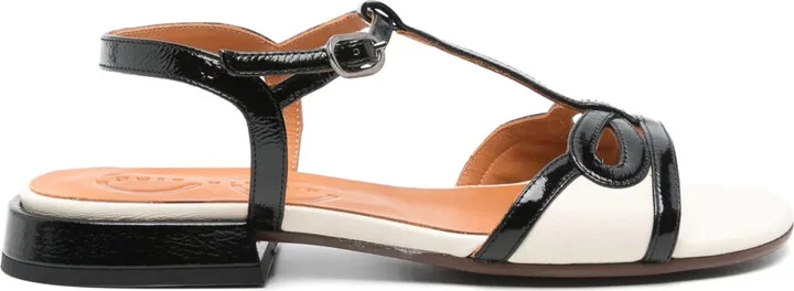 Torri sandals