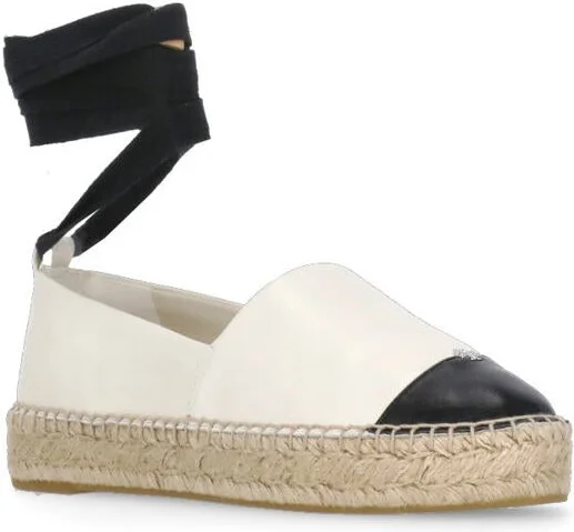 Tory Burch Flat Shoes - Image 3