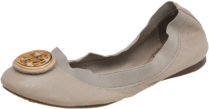 Tory Burch Grey Leather Carolina Scrunch Ballet Flats Size 37
