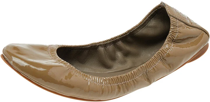 Tory Burch Olive Green Patent Leather Scrunch Ballet Flats Size 38