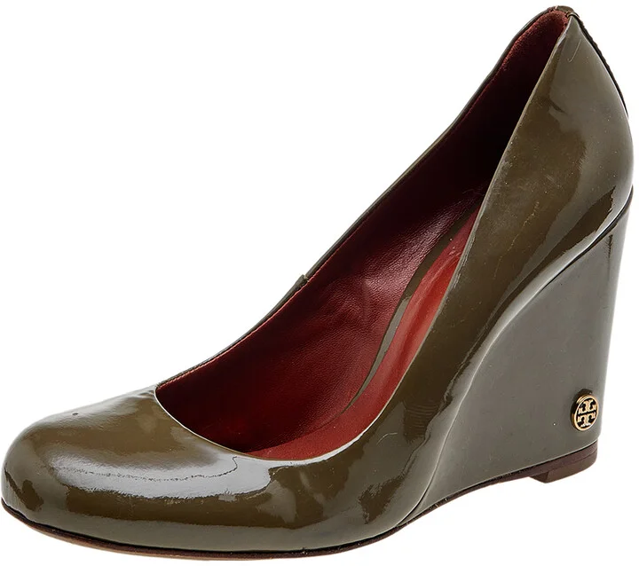 Tory Burch Olive Green Patent Leather Wedge Pumps Size 38