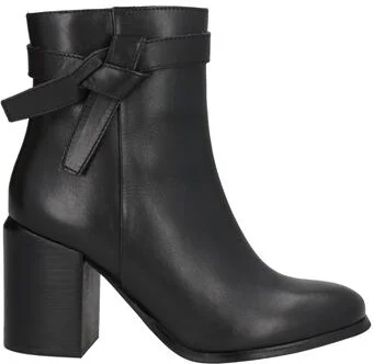 Tosca Blu Studio Woman Ankle boots