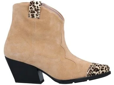 Tosca Blu Woman Ankle boots
