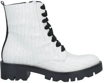 Tosca Blu Woman Ankle boots