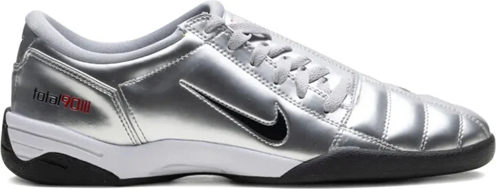 Total 90 III "Metallic Silver" sneakers