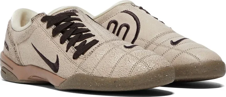 Total 90 III "Pearl White/Shadow Brown" sneakers