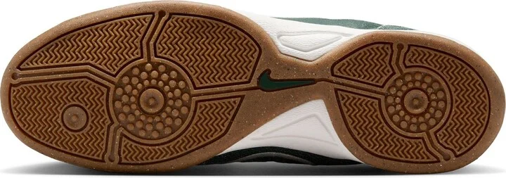 Total 90 PRM Soccer Sneaker - Image 4