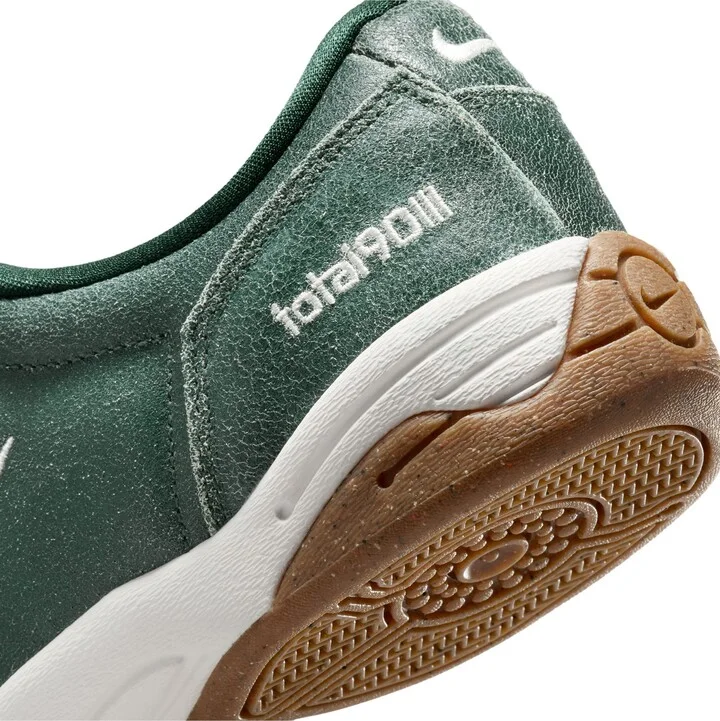 Total 90 PRM Soccer Sneaker - Image 8