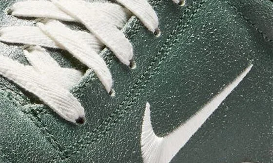 Total 90 PRM Soccer Sneaker - Image 9
