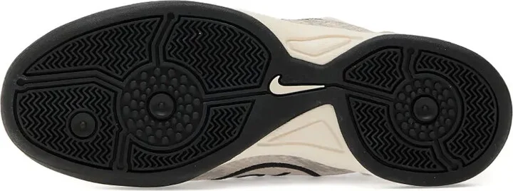Total 90 SE sneakers - Image 4