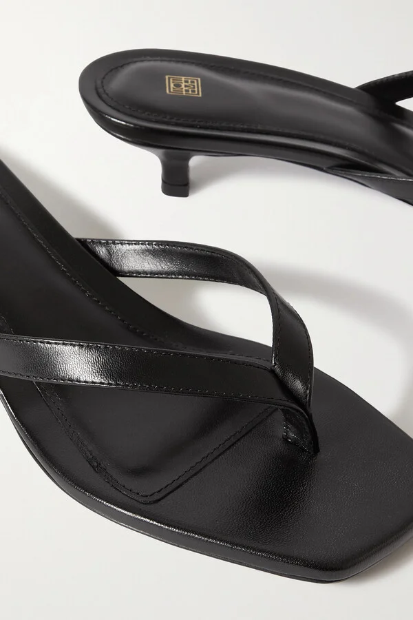 TOTEME - Leather Flip Flops - Black - Image 4