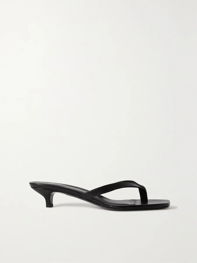 TOTEME - Leather Flip Flops - Black