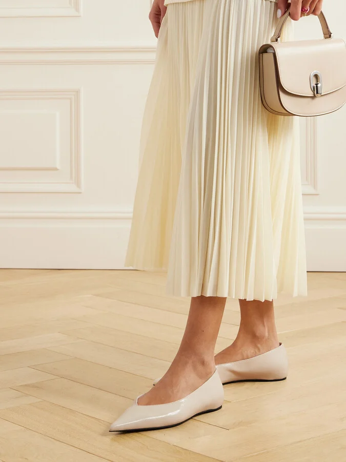 TOTEME - + Net Sustain The Asymmetric Ballerina Leather Point-toe Flats - White - Image 2