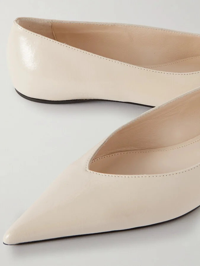 TOTEME - + Net Sustain The Asymmetric Ballerina Leather Point-toe Flats - White - Image 4