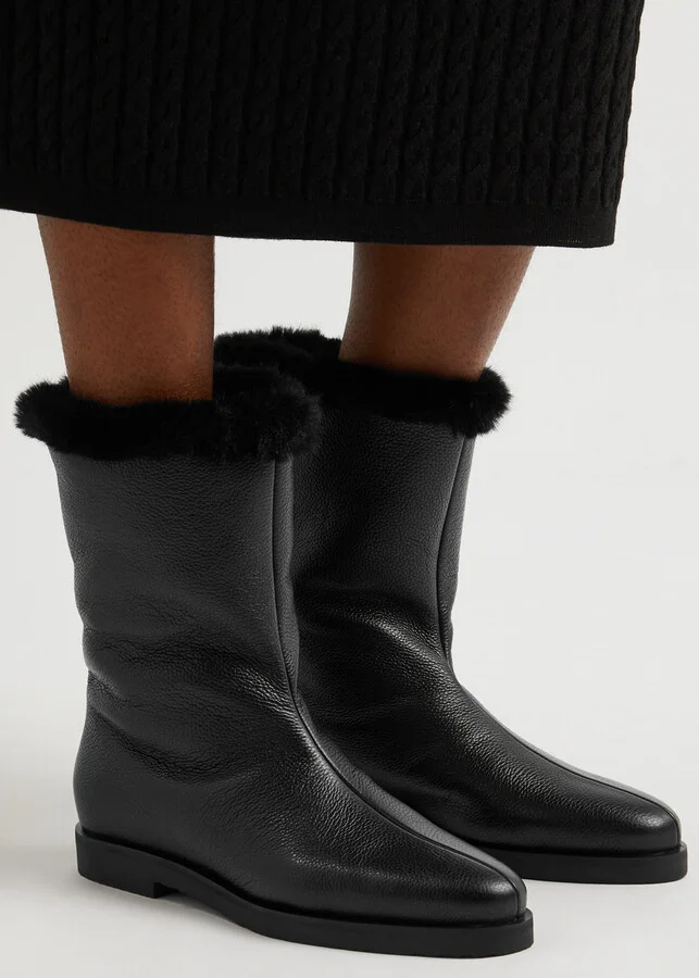 Toteme The Off-duty Leather Ankle Boots - Image 5