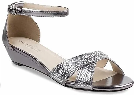 Touch Ups Iris Women's Sandals Pewter : 8 M, Synthetic