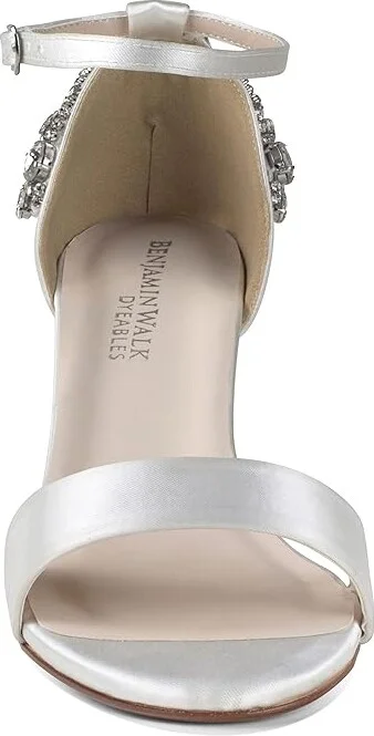 Touch Ups Olivia Women's Sandals White : 6.5 M, Synthetic - Image 5