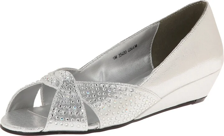 Touch Ups Women's Alice Wedge Pump