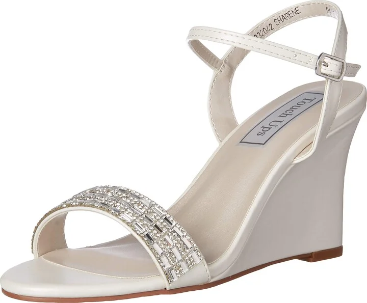 Touch Ups Women's Lillian Heeled Sandal Ivory 7.5 M US