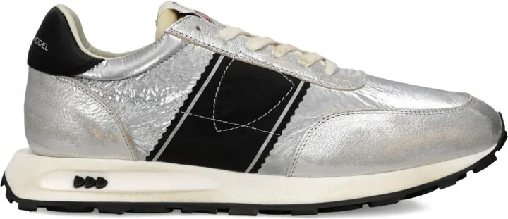Tour metallic leather sneakers