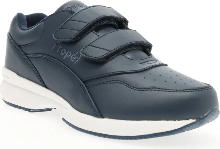 Tour Walking Sneaker