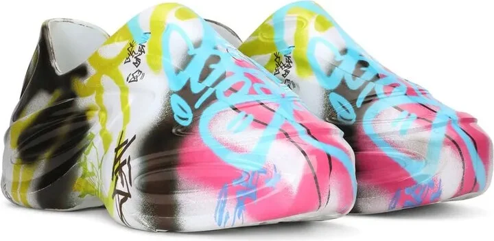 Toy graffiti-print low-top sneakers - Image 2