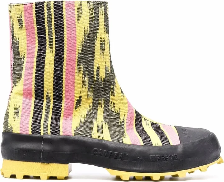 Traktori abstract-print ankle boots