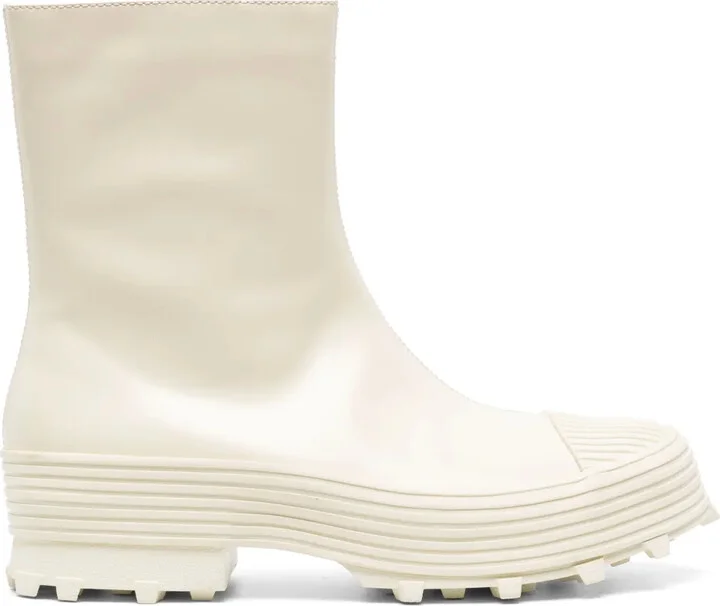 Traktori boots