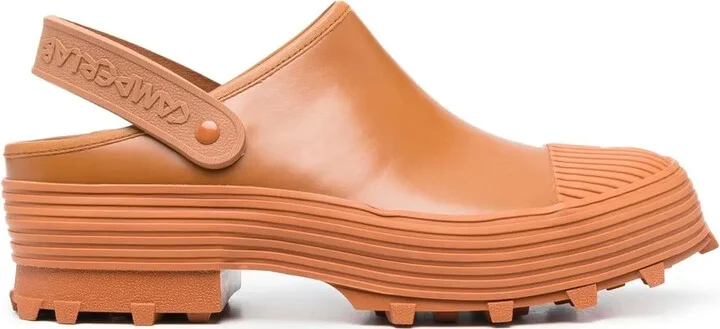 Traktori clogs