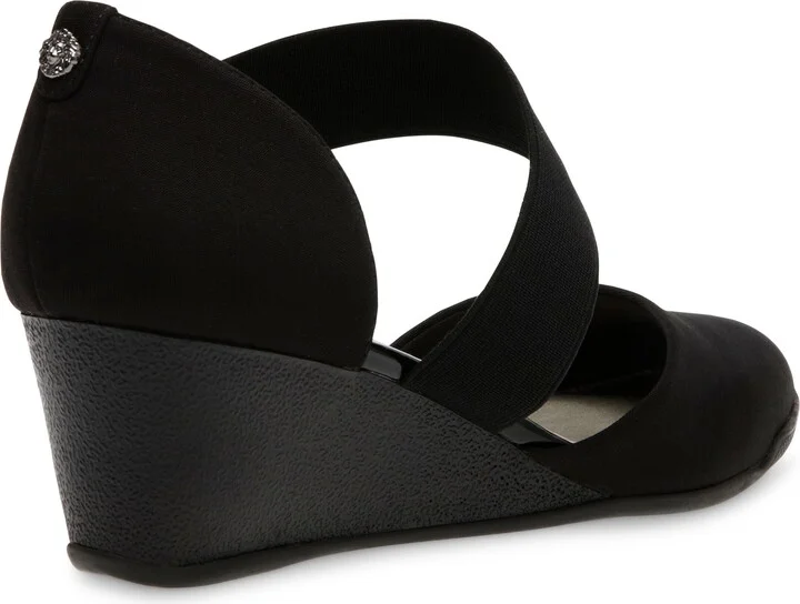 Trallie Wedge Pump - Image 9