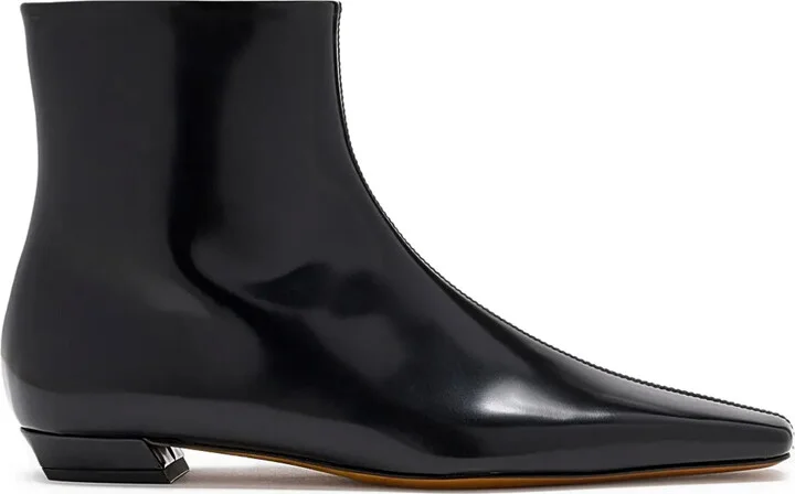 Trap ankle boots