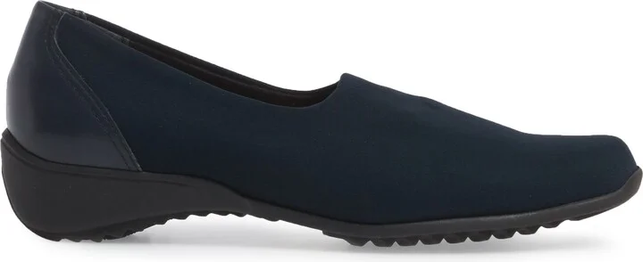 Traveler Slip-On - Multiple Widths Available - Image 3