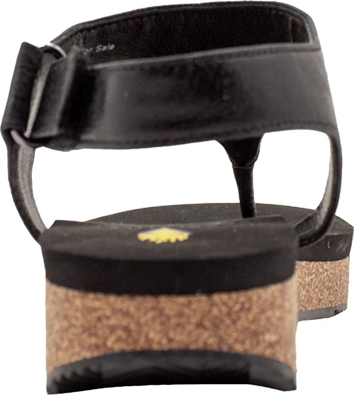 Trek Water Resistant Flip Flop - Image 7
