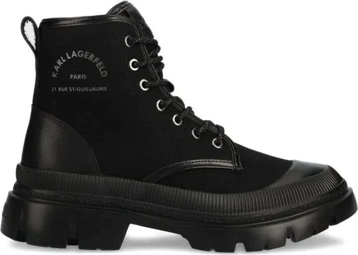 Trekka sneakers