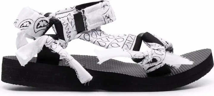 Trekky bandana-print sandals