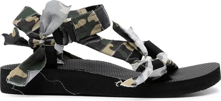 Trekky camouflage-print sandals