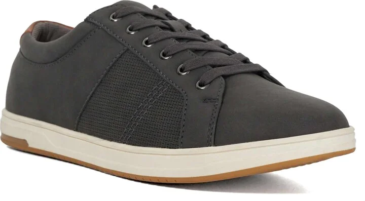Trez Sneaker