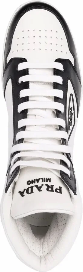 Triangle-Logo Contrast-Trim Sneakers - Image 4