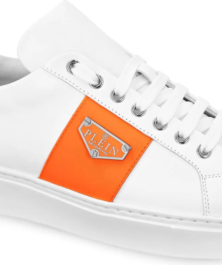 Triangle Plein Lo-Top Sneakers - Image 4